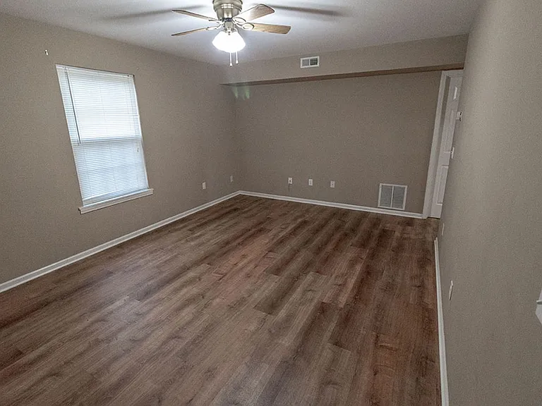 1530 Florence Dr — Photo 11