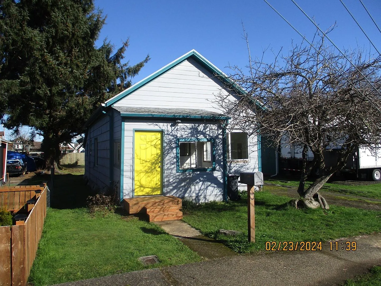 1227 Chenault Hoquiam — Photo 1