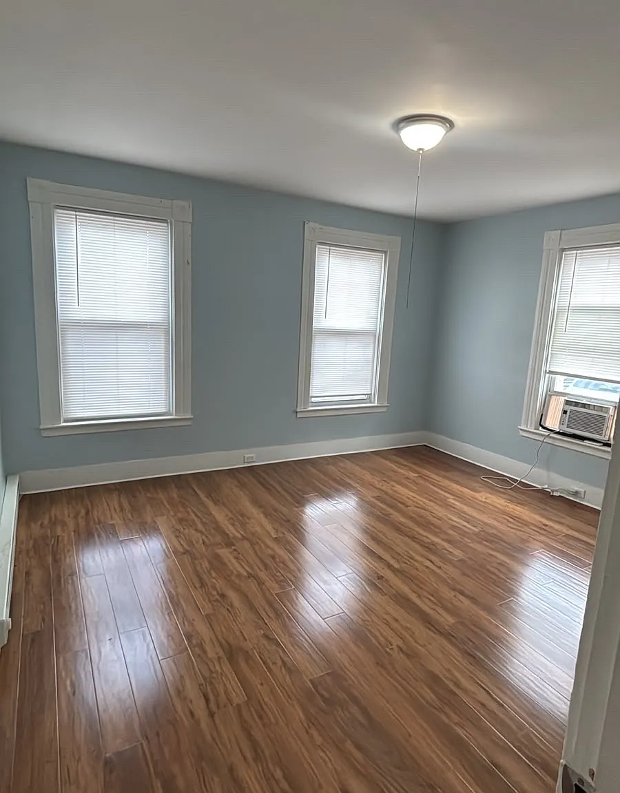 1 bed, 800 sqft, $1,550 — Photo 2