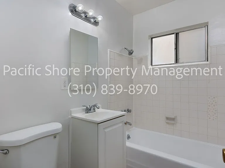 12610 Pacific Apartments — Photo 11