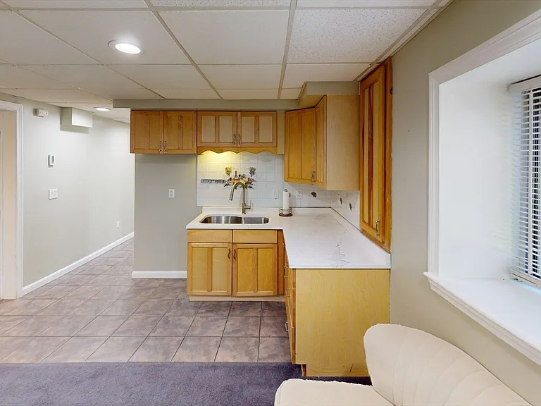 1 Jonathan Cir — Photo 20