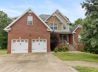 379 Misty Dr, Pleasant View, TN 37146