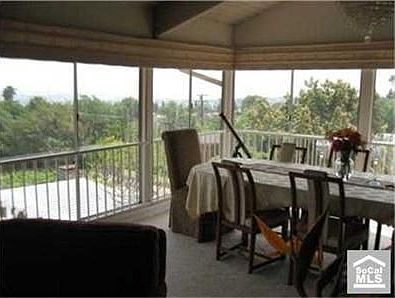 4th image of 4220 Miraleste Dr