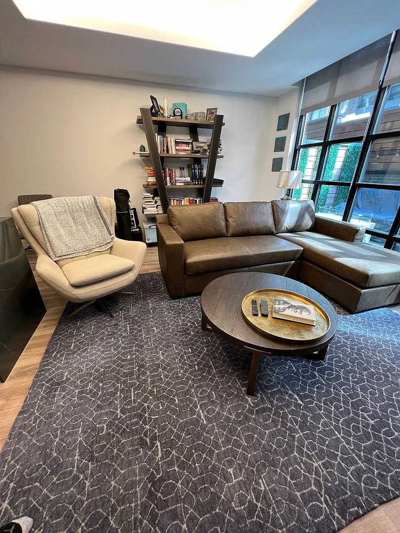 2 Level Luxury Condo w/ Garage - Eckington District — Photo 4