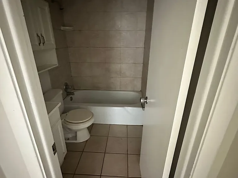 108 Anita Dr — Photo 6