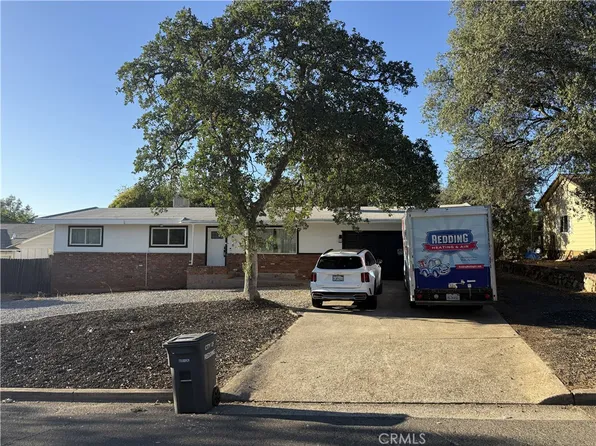 1448 Mistletoe Ln, Redding, CA 96002