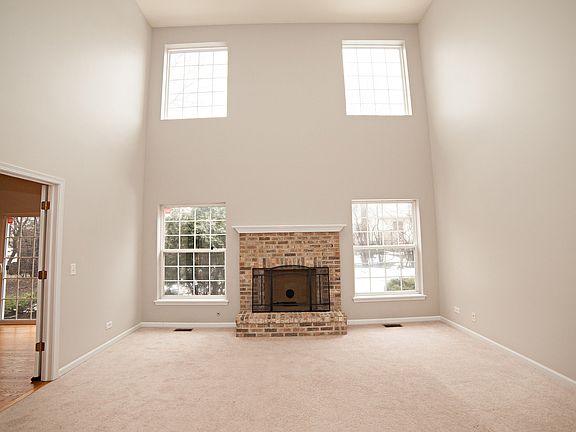 2nd image of 508 W Fontenay Way