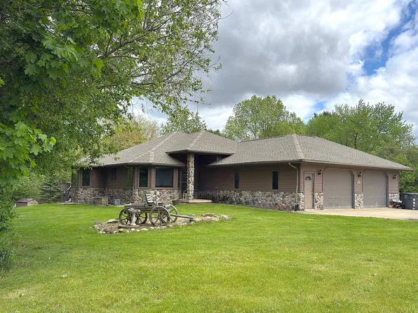 W7794 Hackett ROAD, Whitewater, WI 53190