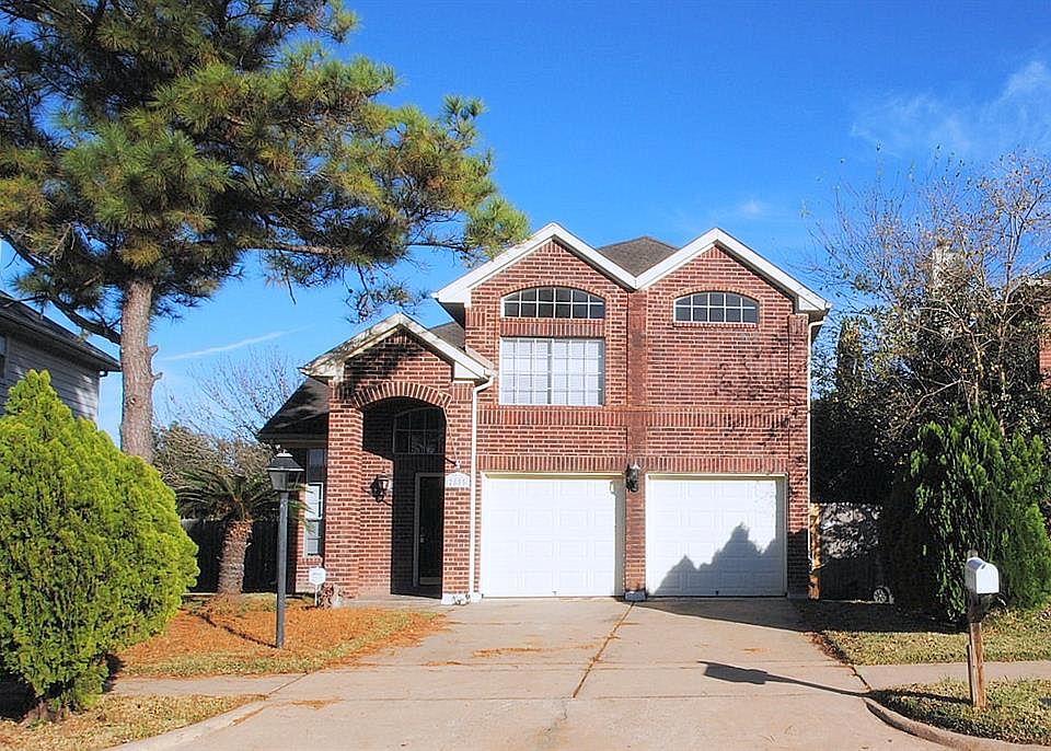 1st image of 2855 Crest Park Dr