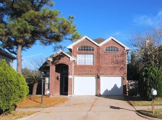 2855 Crest Park Dr, Houston, TX 77082