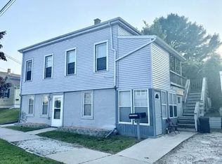 2012 E River St, Two Rivers, WI 54241