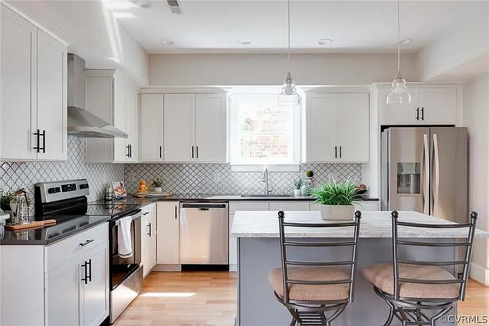 3002 Q St — Photo 12