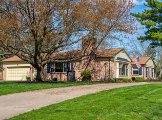 3901 Stonehaven Rd, Dayton, OH 45429