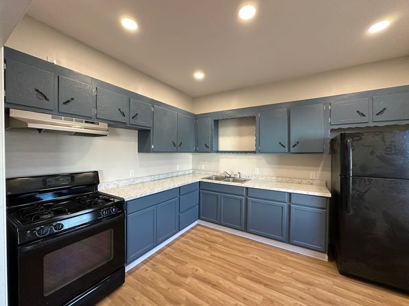 215 SE 38th St APT B