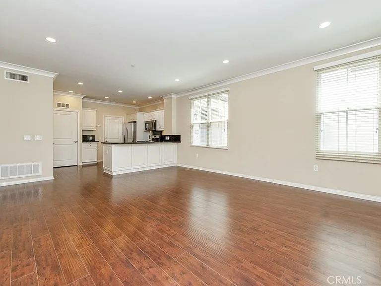 166 Coralwood — Photo 4