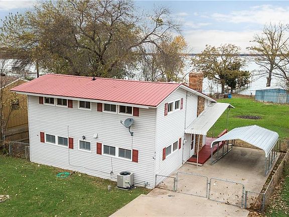 3rd image of 232 Kenny Dr