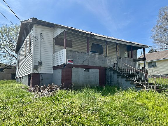 2nd image of 209 Buffalo St