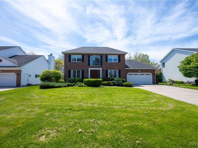 23 Redlein Dr, Lancaster, NY, 14086