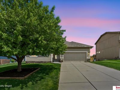 10609 S 111th St, Papillion, NE, 68046