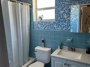 4652 Poinciana St #1 — Photo 17