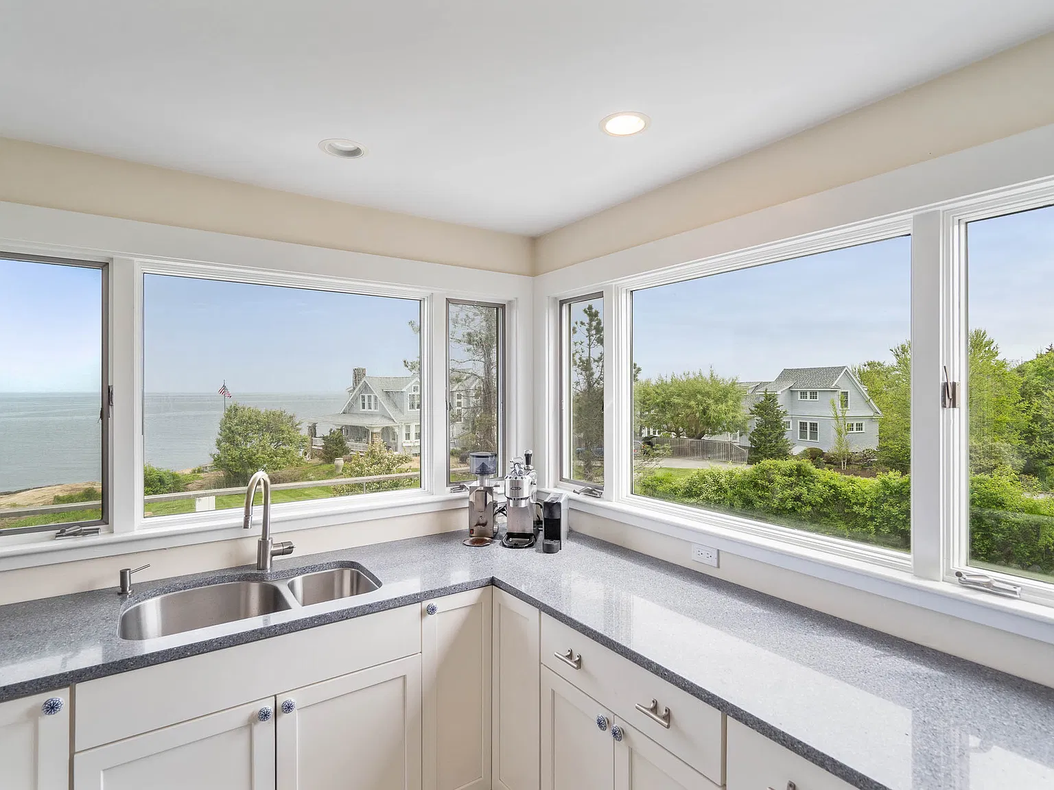 4 bed, 1700 sqft, $4,000 — Photo 3
