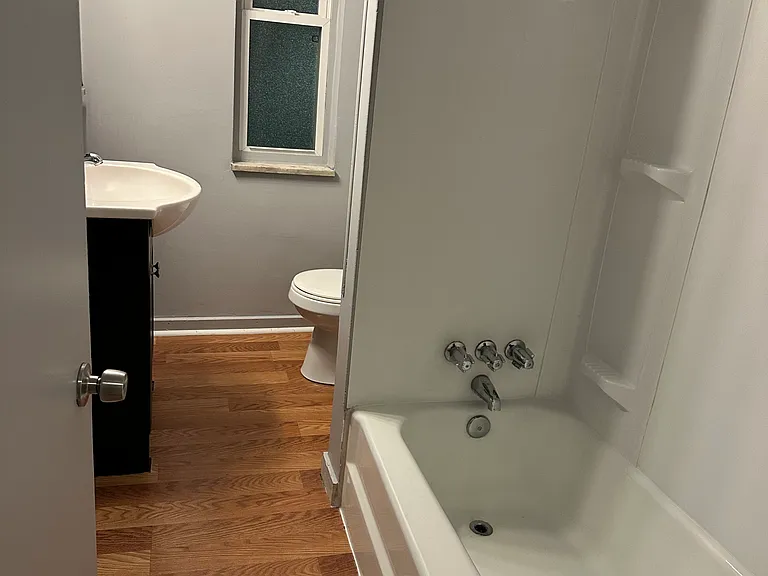 28 Mayflower St #2 — Photo 3