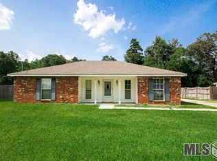 12845 Arnold Rd, Walker, LA 70785