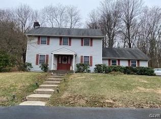 6124 Indian Creek Rd, Zionsville, PA 18092
