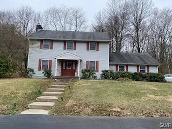 6124 Indian Creek Rd, Zionsville, PA 18092