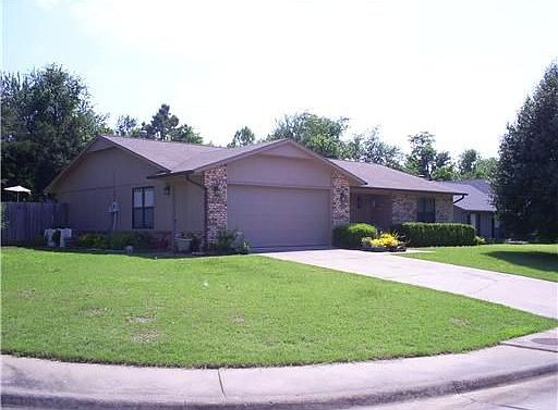 1st image of 1685 E Susan Dr