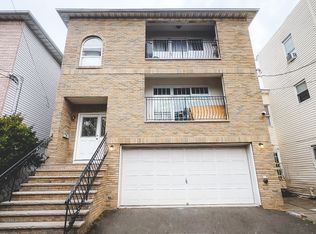 79 Thomas St, Newark, NJ 07114