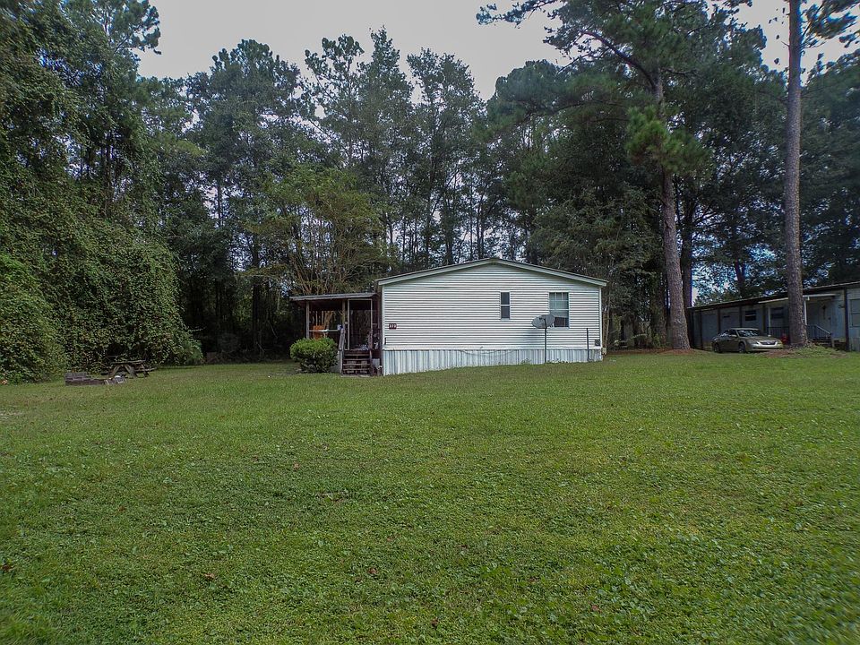 1st image of 373 NW Park Dr