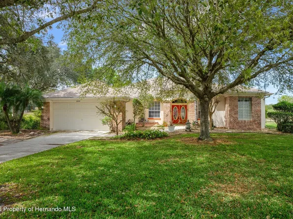 18241 Autumn Lake Blvd, Hudson, FL 34667