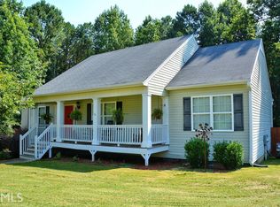132 Hawthorn Dr, Carrollton, GA 30116