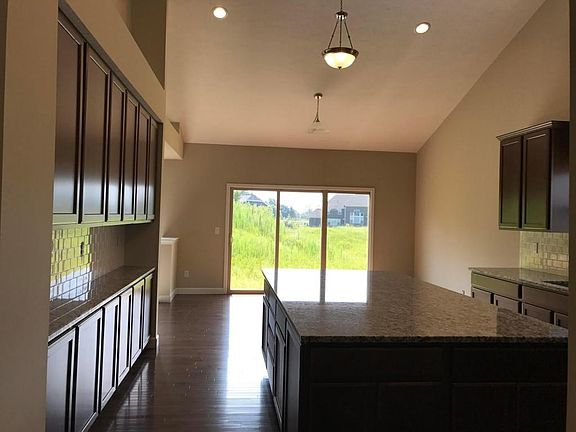 4th image of 3604 Sparrow Ct