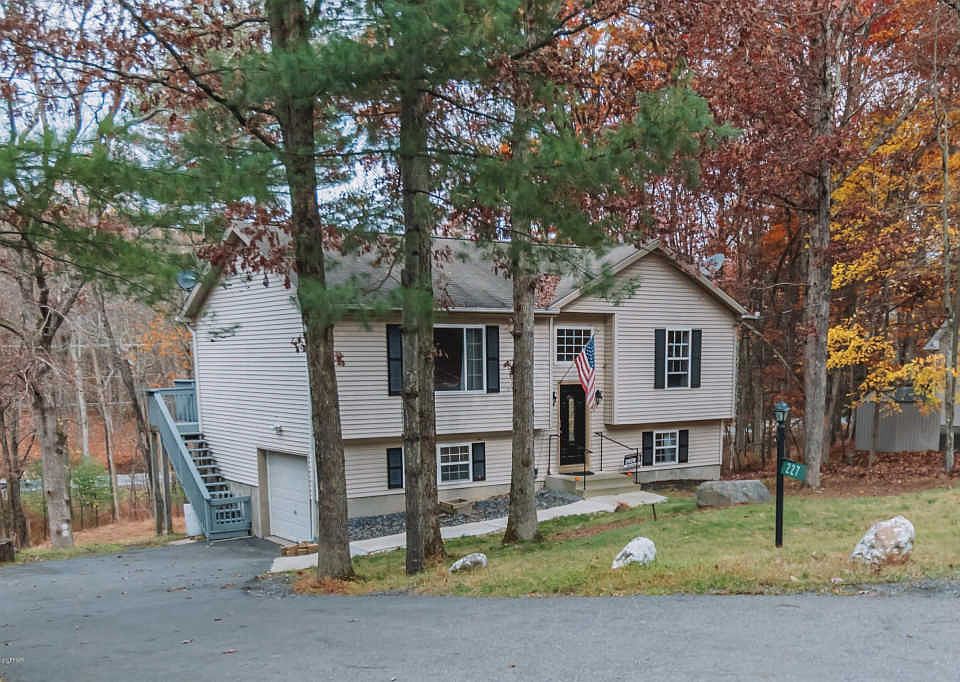 1st image of 227 Hyland Dr