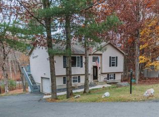227 Hyland Dr, East Stroudsburg, PA 18301