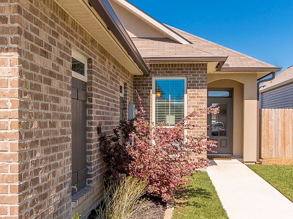 3rd image of 14437 Tanya Dr
