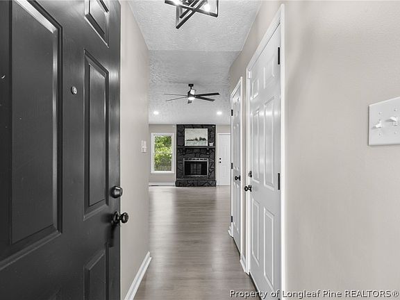 5th image of 3351 Lubbock Dr