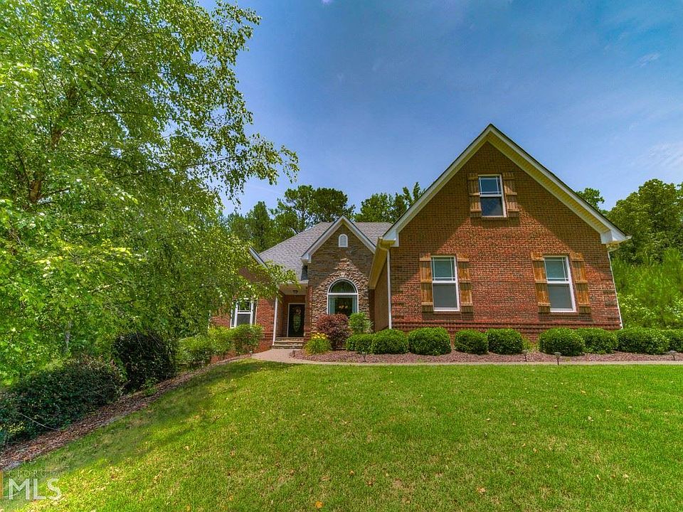 2nd image of 2117 Hope Ln