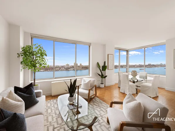 200 Riverside Boulevard image 1 of 16