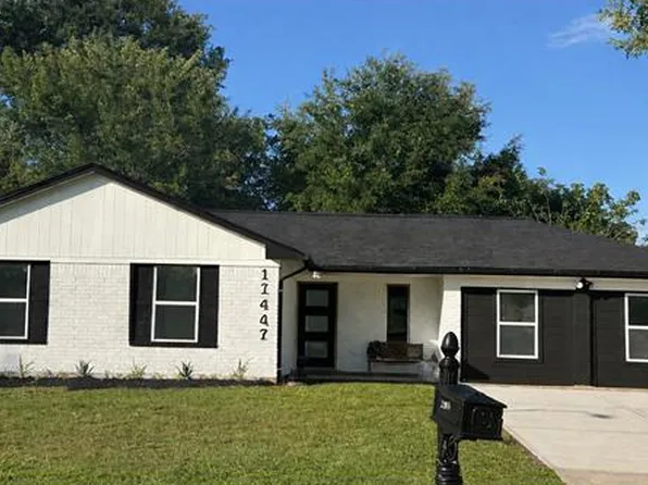 12014 Pompton Dr, Houston, TX 77089
