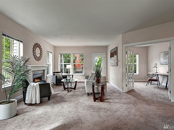 2nd image of 22657 NE Alder Crest Dr Unit 202
