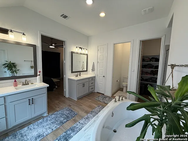 2216 Prado Dr — Photo 41