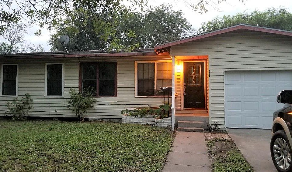 1st image of 211 E Fairview Dr