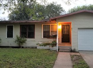 211 E Fairview Dr, Kingsville, TX 78363