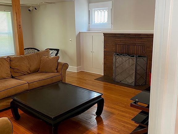2nd image of 860 Lancaster Ave