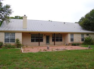 354 S Stag Trl, Fredericksburg, TX 78624