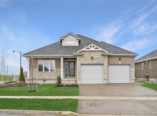 130 Stephenson Way, Minto, ON N0G 2P0