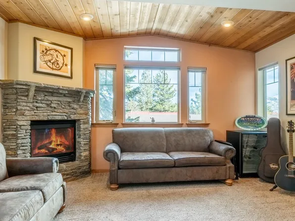 45 Mountain Blvd Unit 1, Mammoth Lakes, CA 93546